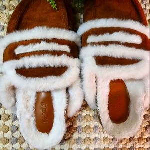 Fur Slides Forever21